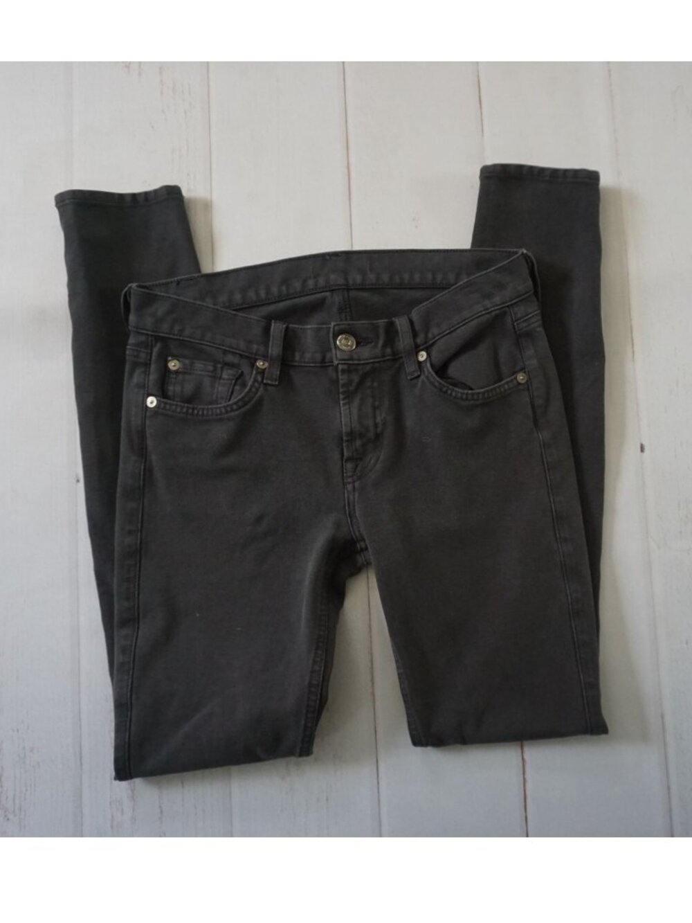 7 For All Mankind Womens Black Jeans – Size 28